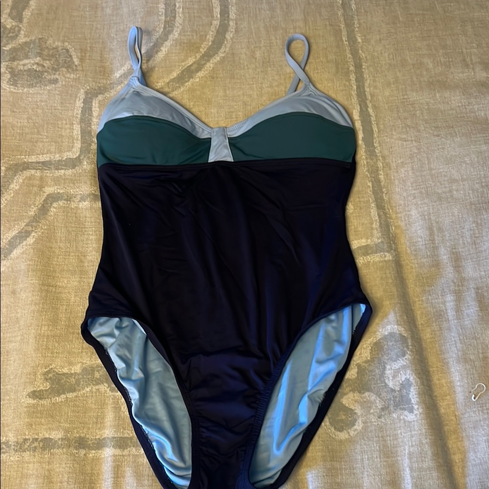 Women's Colorblock One-Piece Swimsuit